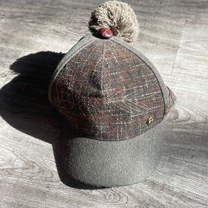 Nobis Hat with Pom Pom NEW